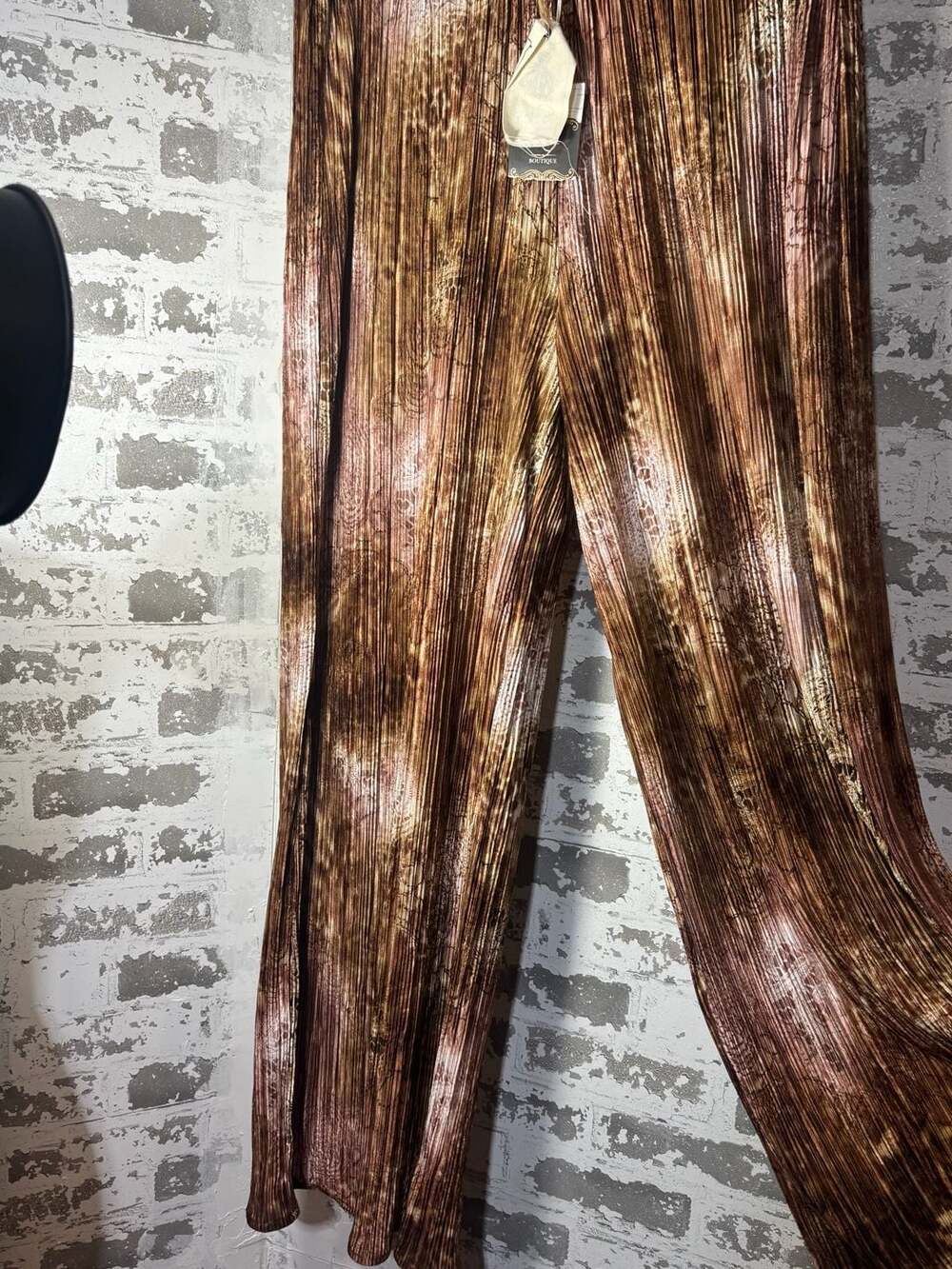 NWT Easel Los Angeles Metallic Pleated Wide Leg Pants